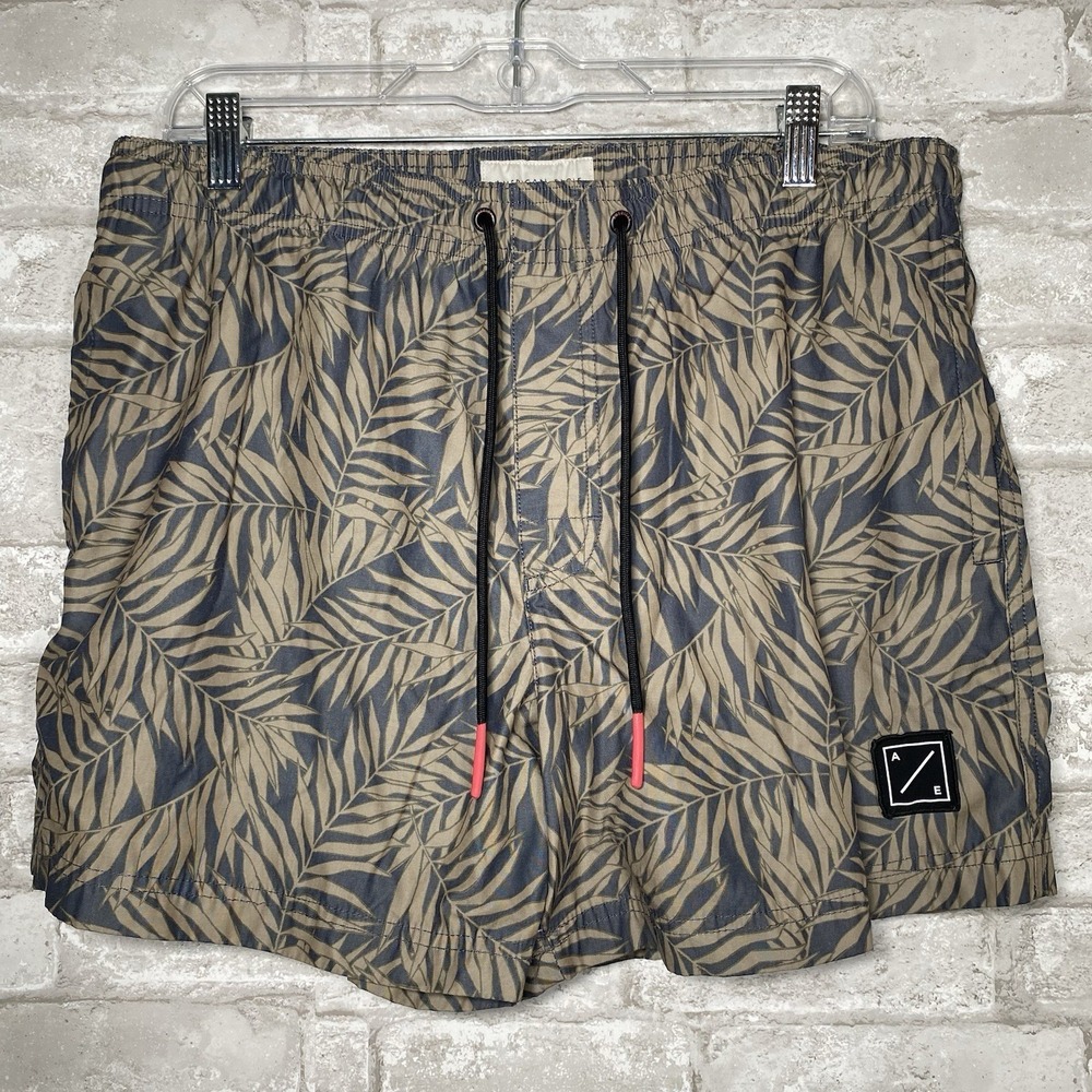 American Eagle Outfitters men's green palm leaf patterned swim shorts Size Large